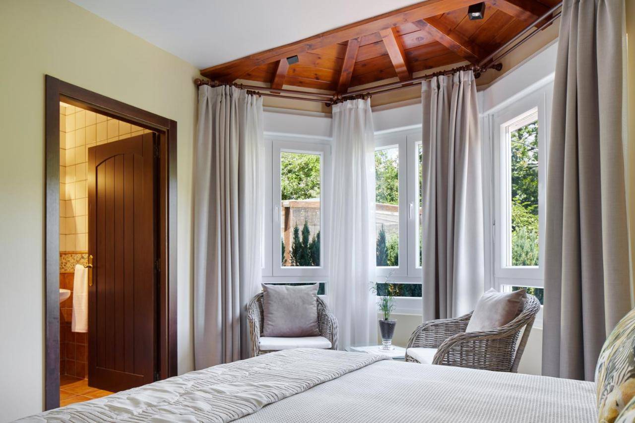 Habitación del hotel txoriene