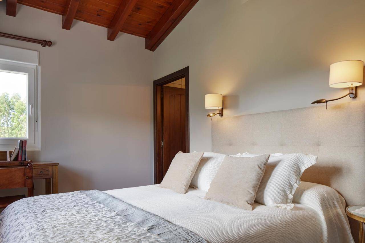 Habitación con cama de matrimonio en Vizcaya